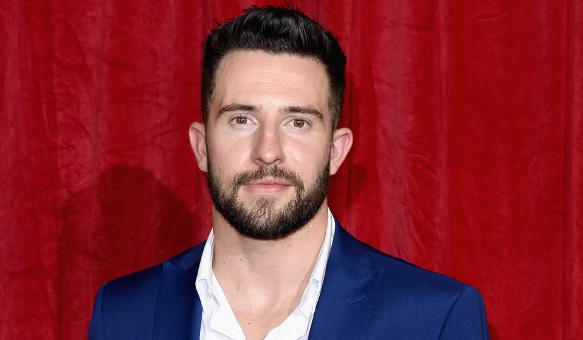 Emmerdale: He reflects on the plot!