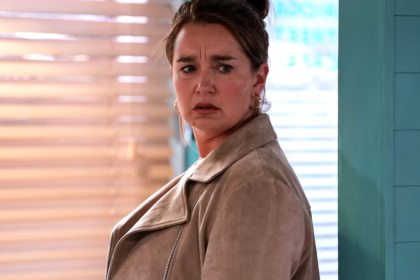 EastEnders: She is hurt
