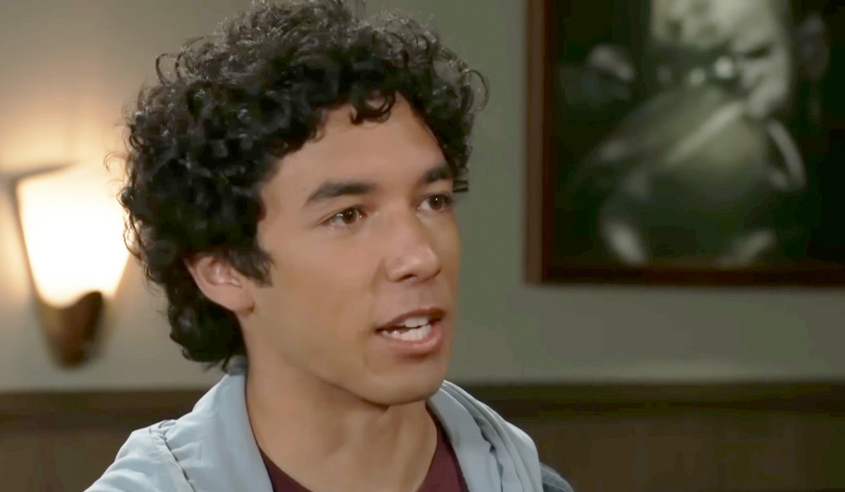 Alex Cheeks beyond the gates