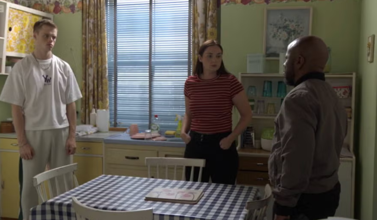 EastEnders: Howie & Oscar