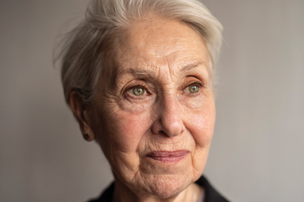 Lynne-coronation-street