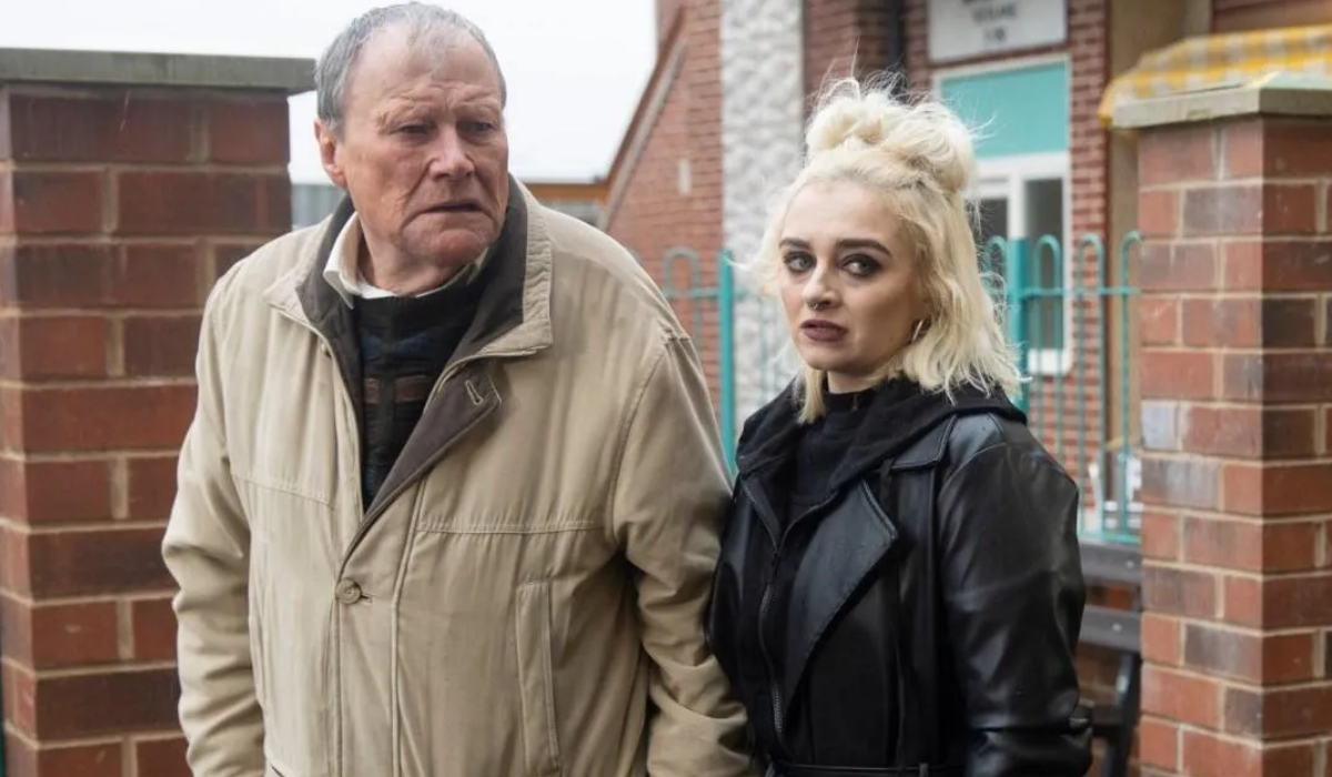 roy-nina-coronation-street