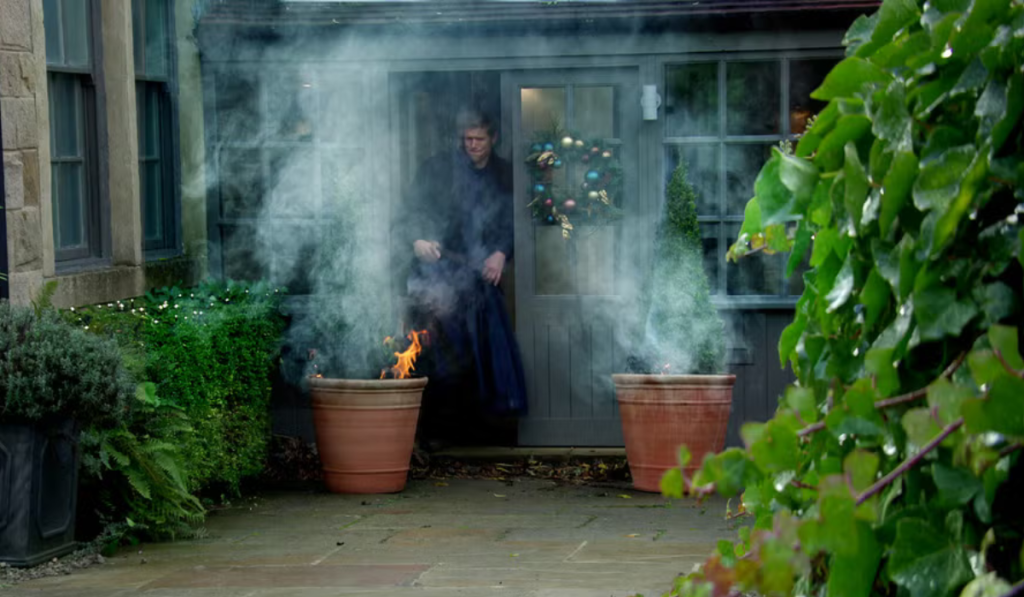 Emmerdale: He leaves