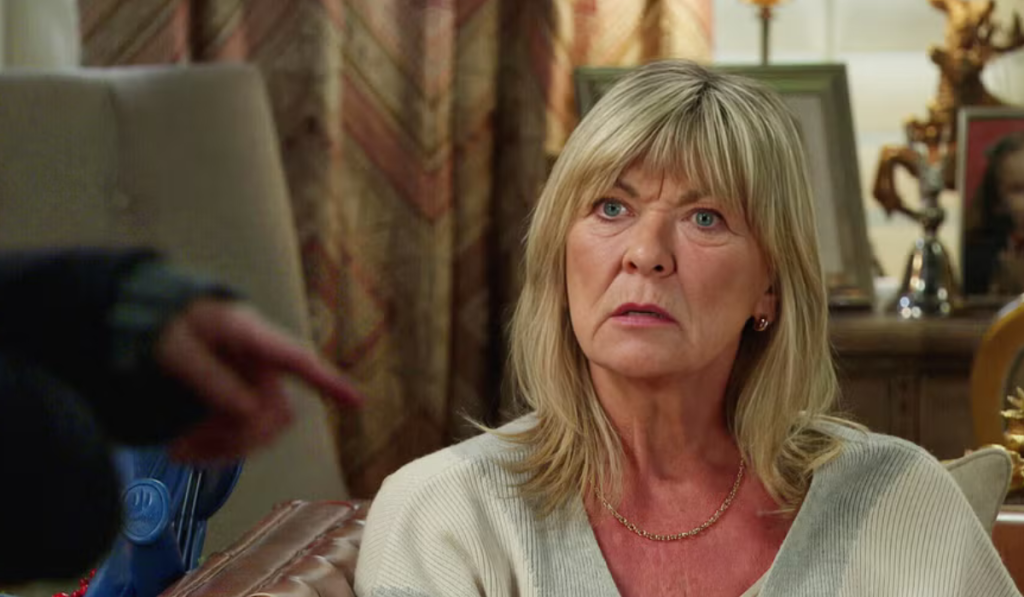 Emmerdale: Kim will be alone