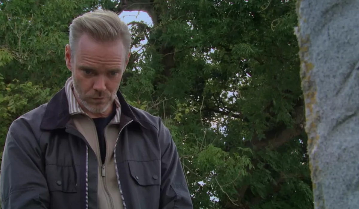 Emmerdale: Bear is tearful