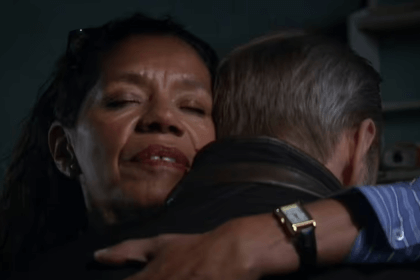 Emmerdale: He stabs her.