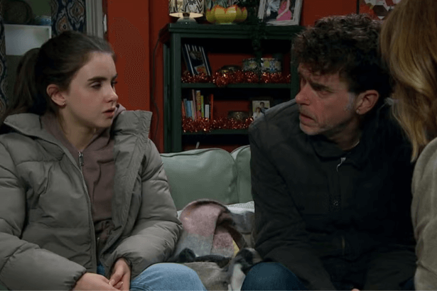 Emmerdale: Ray frees April.