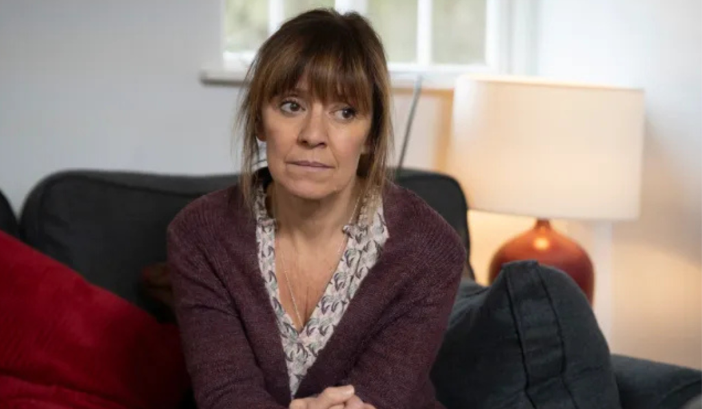 Emmerdale: Rhona messaged him