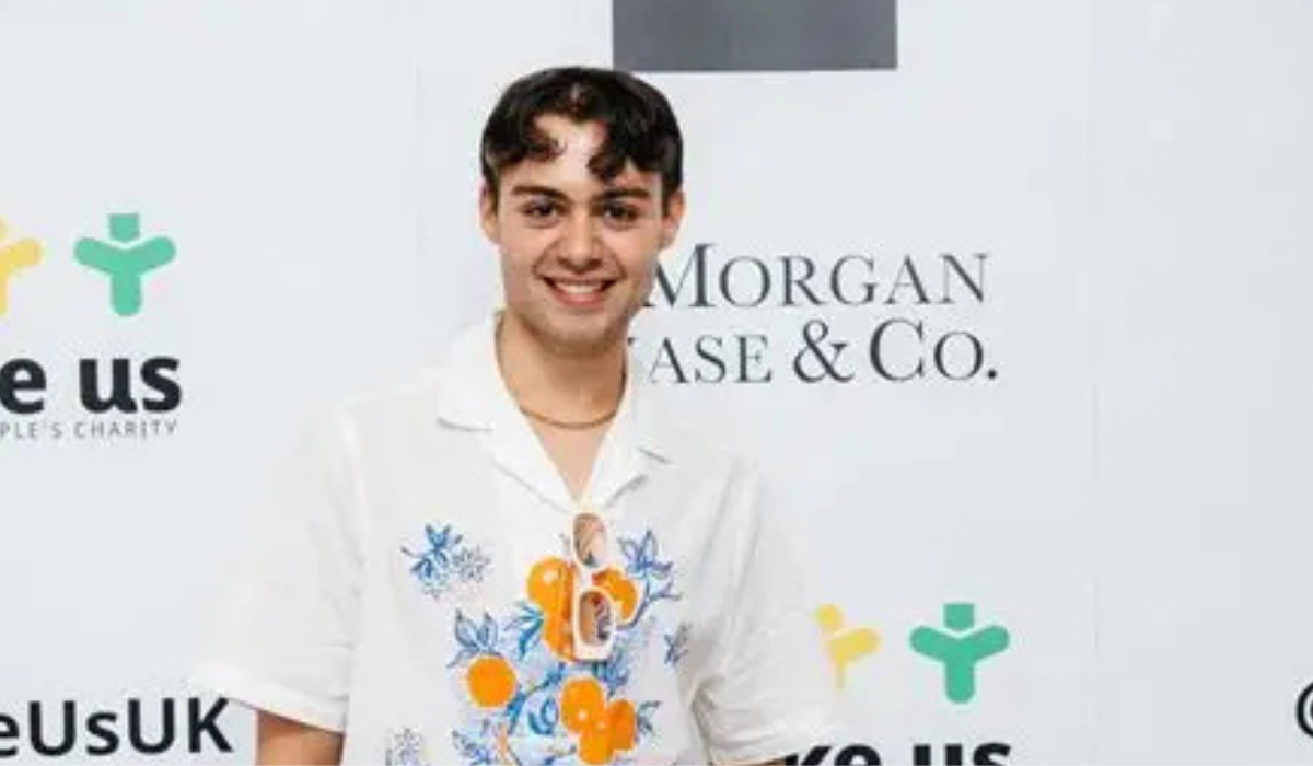 Emmerdale: Bradley shares pics