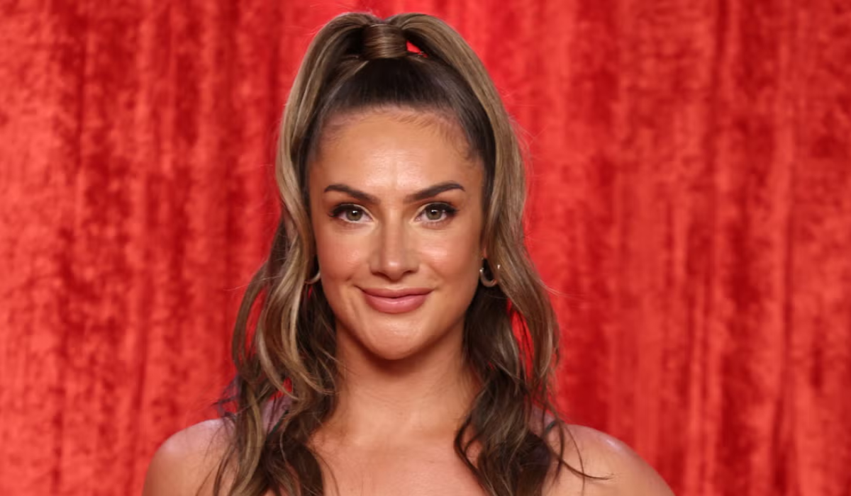 Emmerdale: Isabel Hodgins