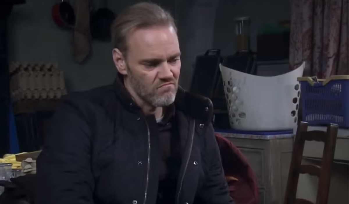 Emmerdale: Ray Walters