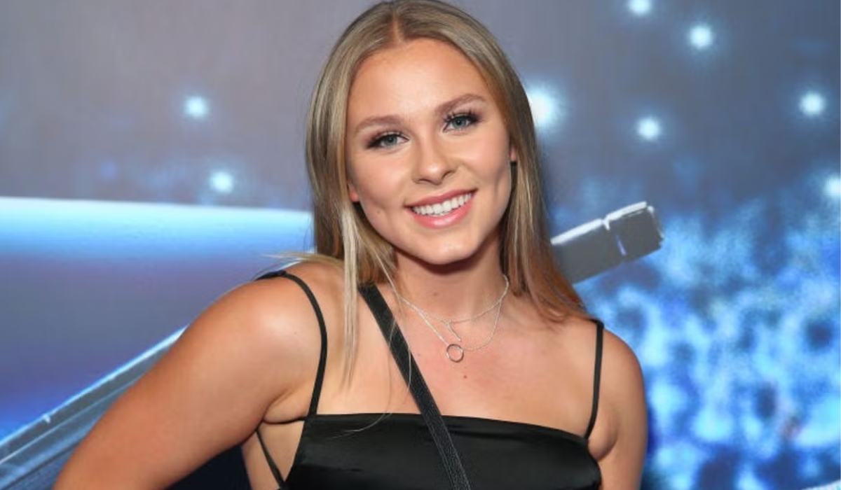 Home and Away: Alea O'Shea