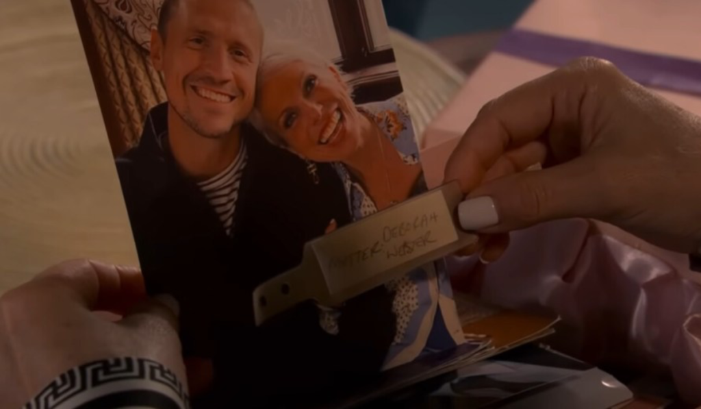 carl-debbie-pregnancy