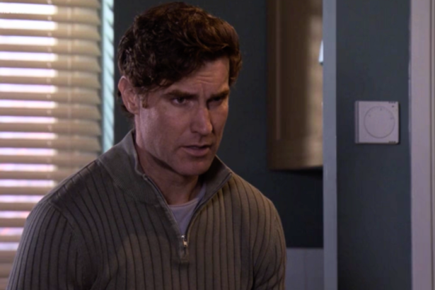 Theo-worried-coronation-street