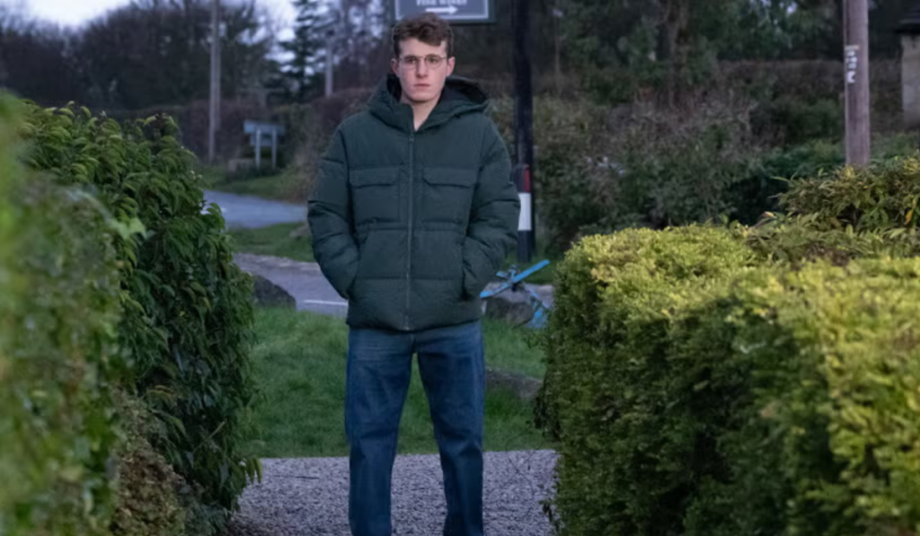 Emmerdale: He quits his job