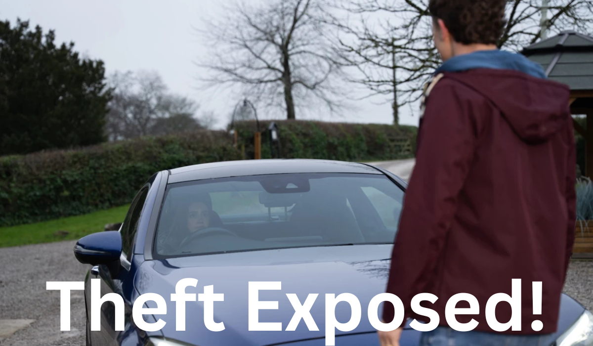 Emmerdale: Jacob catches Sarah