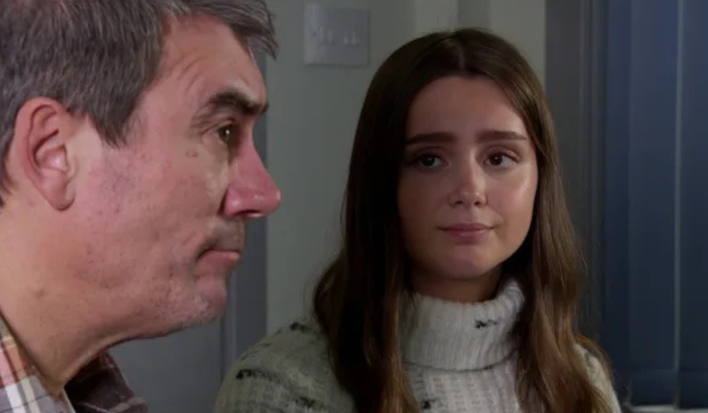 Emmerdale: Will Sarah back off?