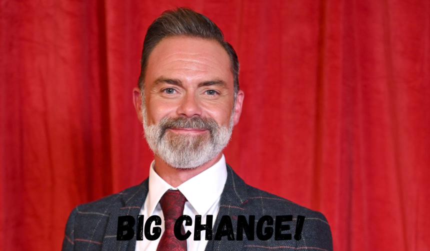 Coronation Street: He changes his look