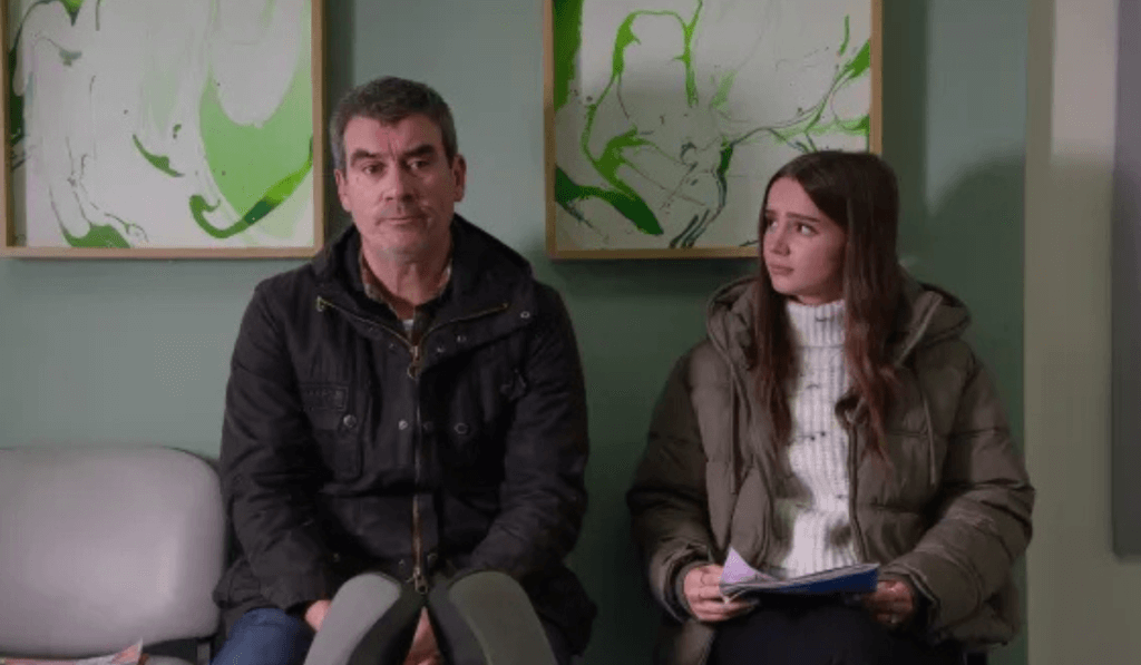 Emmerdale: Sarah is helping Cain