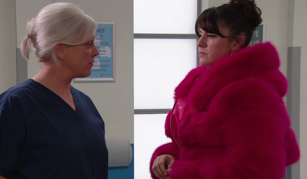 Emmerdale: Kerry talks to her