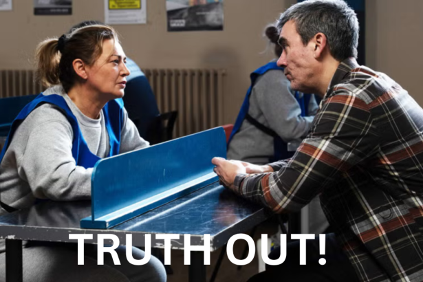 Emmerdale: He discloses the truth