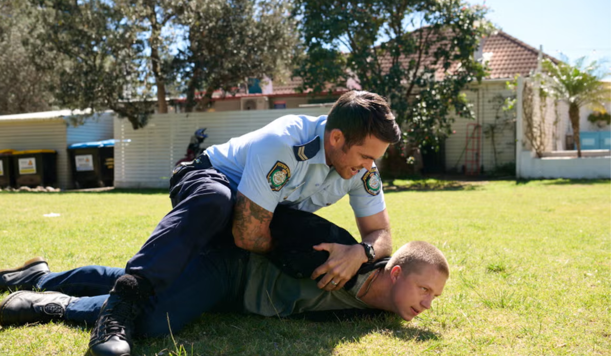 Home and Away: Cash & Holden