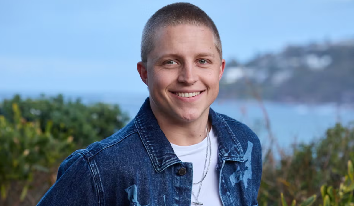 Home and Away: Holden