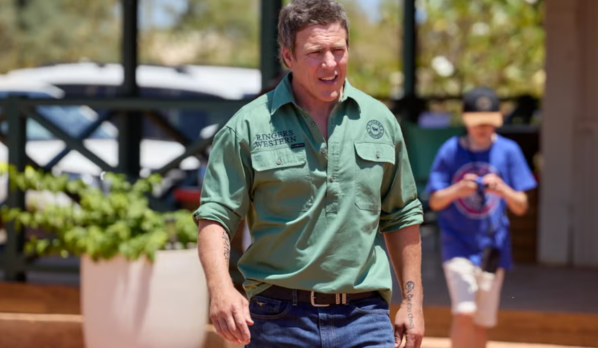 Home and Away: Brax & Cash