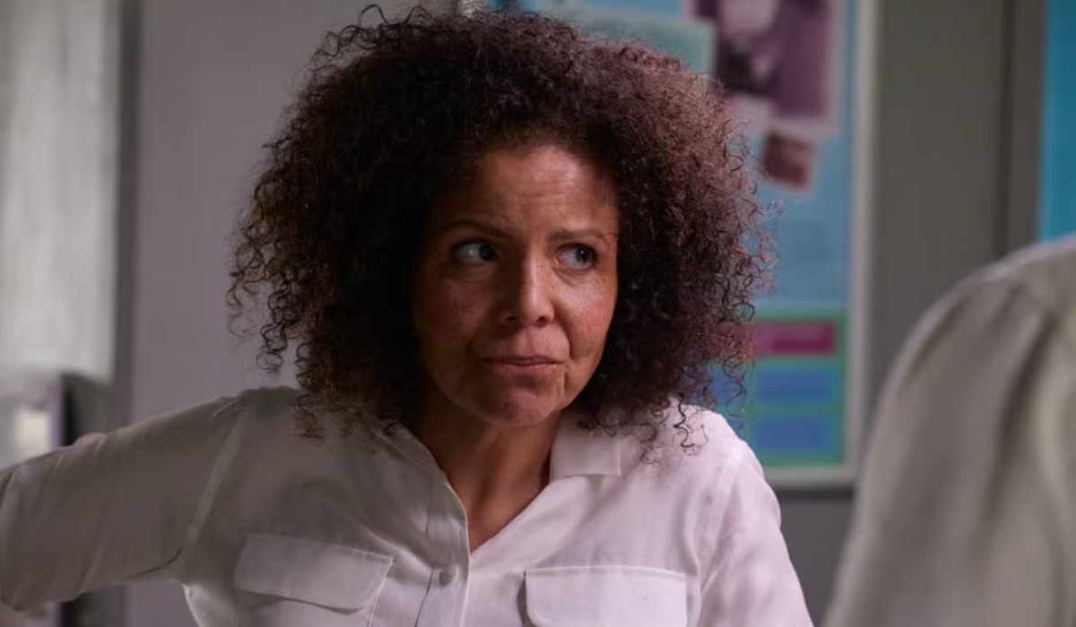 Home and Away: Dr Swan