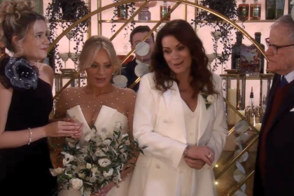roy-at-carla-lisa-wedding-coronation-street
