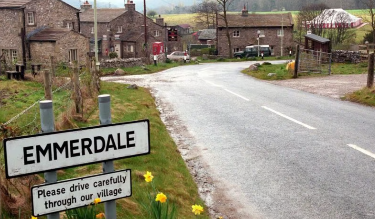 Emmerdale: Two arrivals