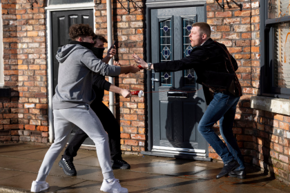 daniel-fights-back-coronation-street