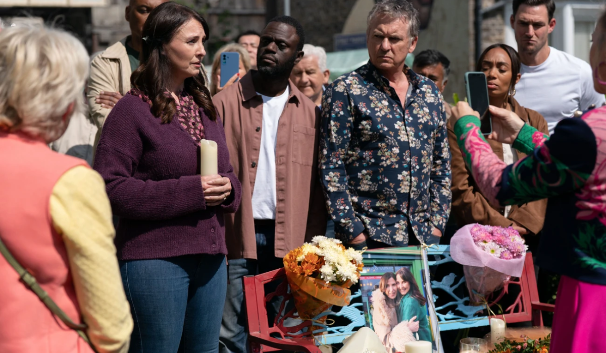 EastEnders: Bea & Honey
