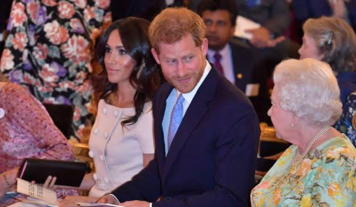 Royal: Harry and Meghan with the Queen
