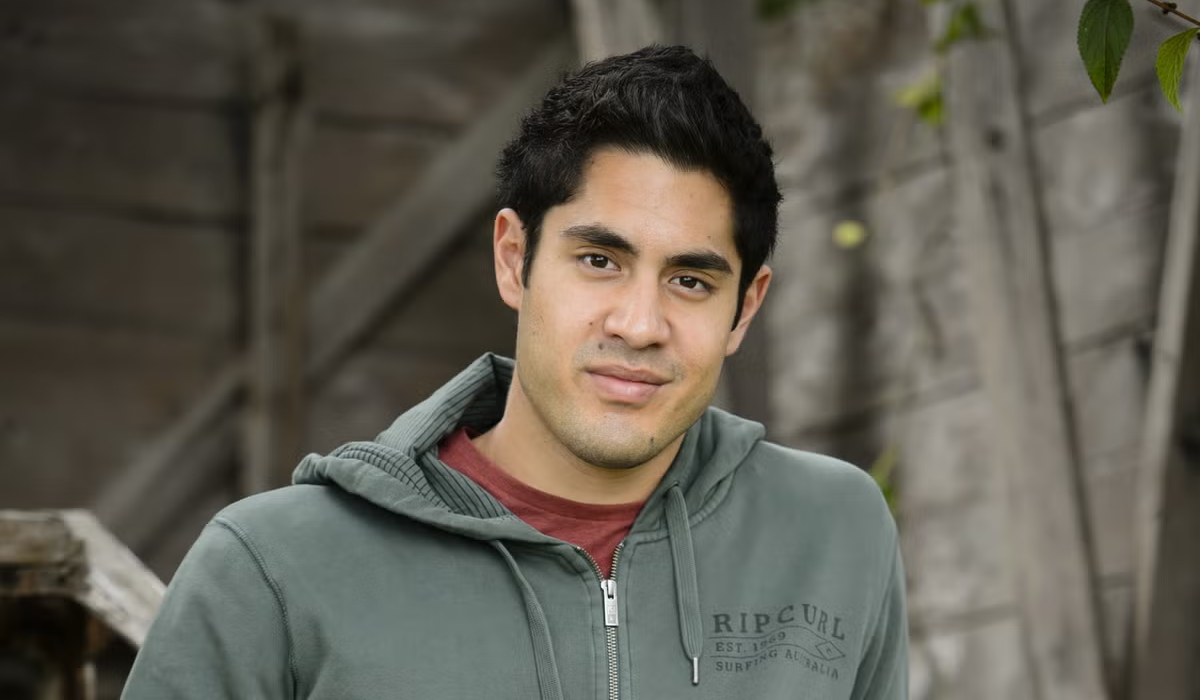 Home and Away: Andy Barrett