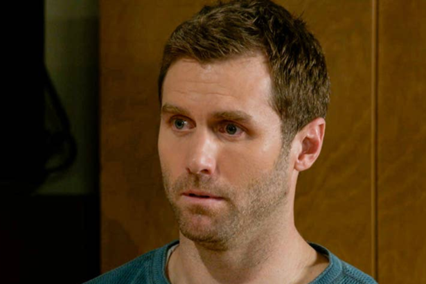 ben-gavin-derek-beyond-the-gates