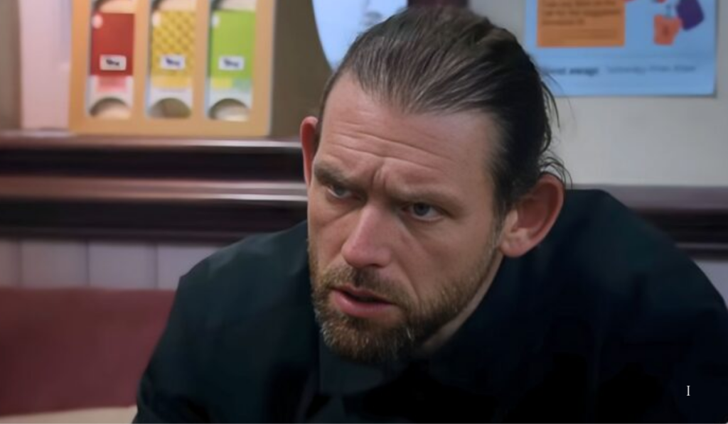 Emmerdale: Kev