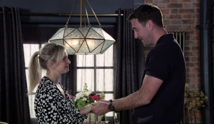Coronation Street: Sarah And Kit