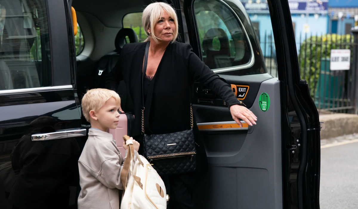 EastEnders: Sharon & Zoe