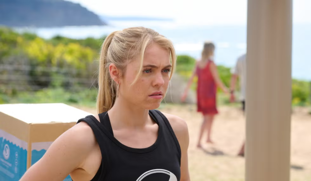 Home and Away: Lacey & Abigail
